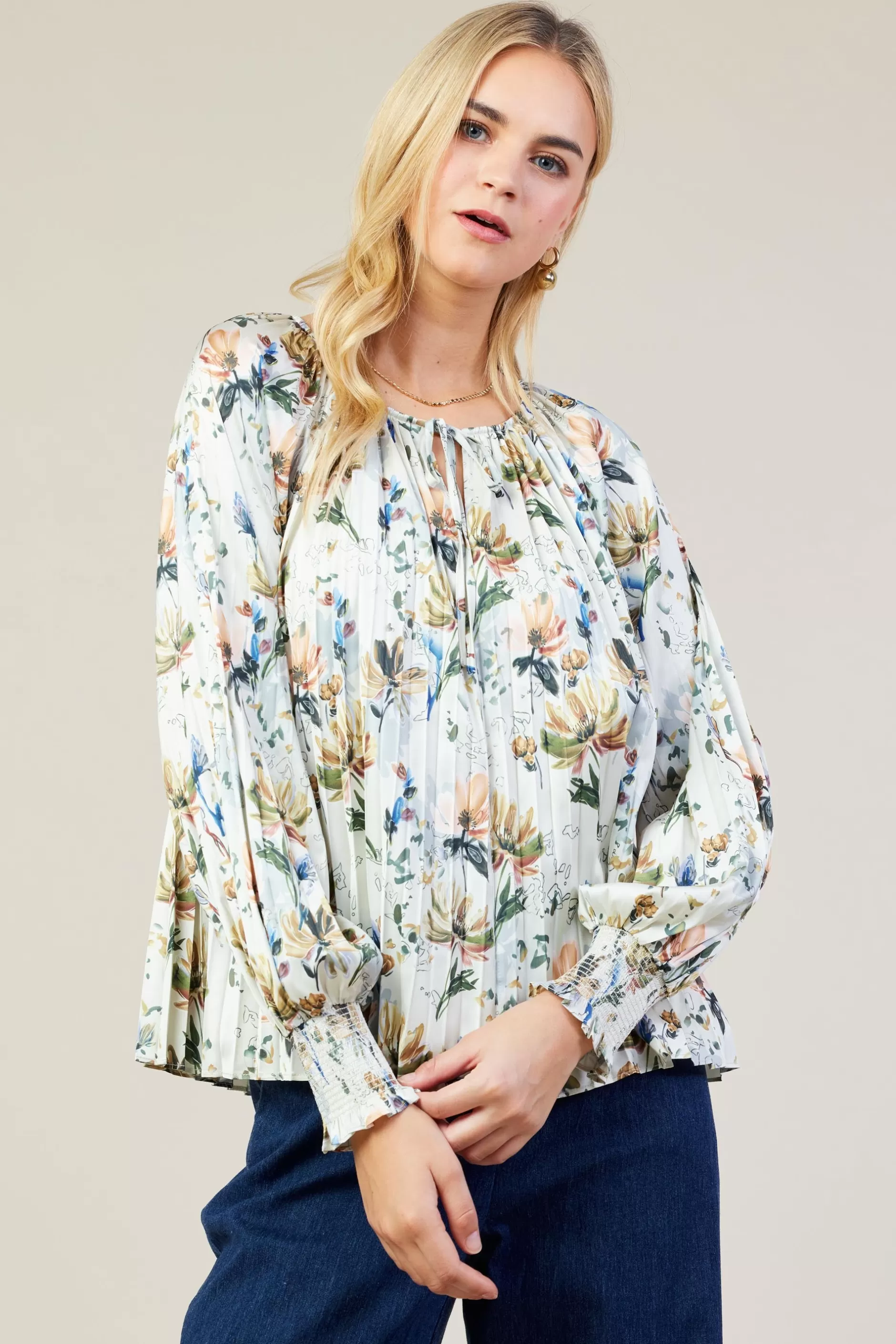 SKIES ARE BLUE Amani Floral Print Pleated Blouse