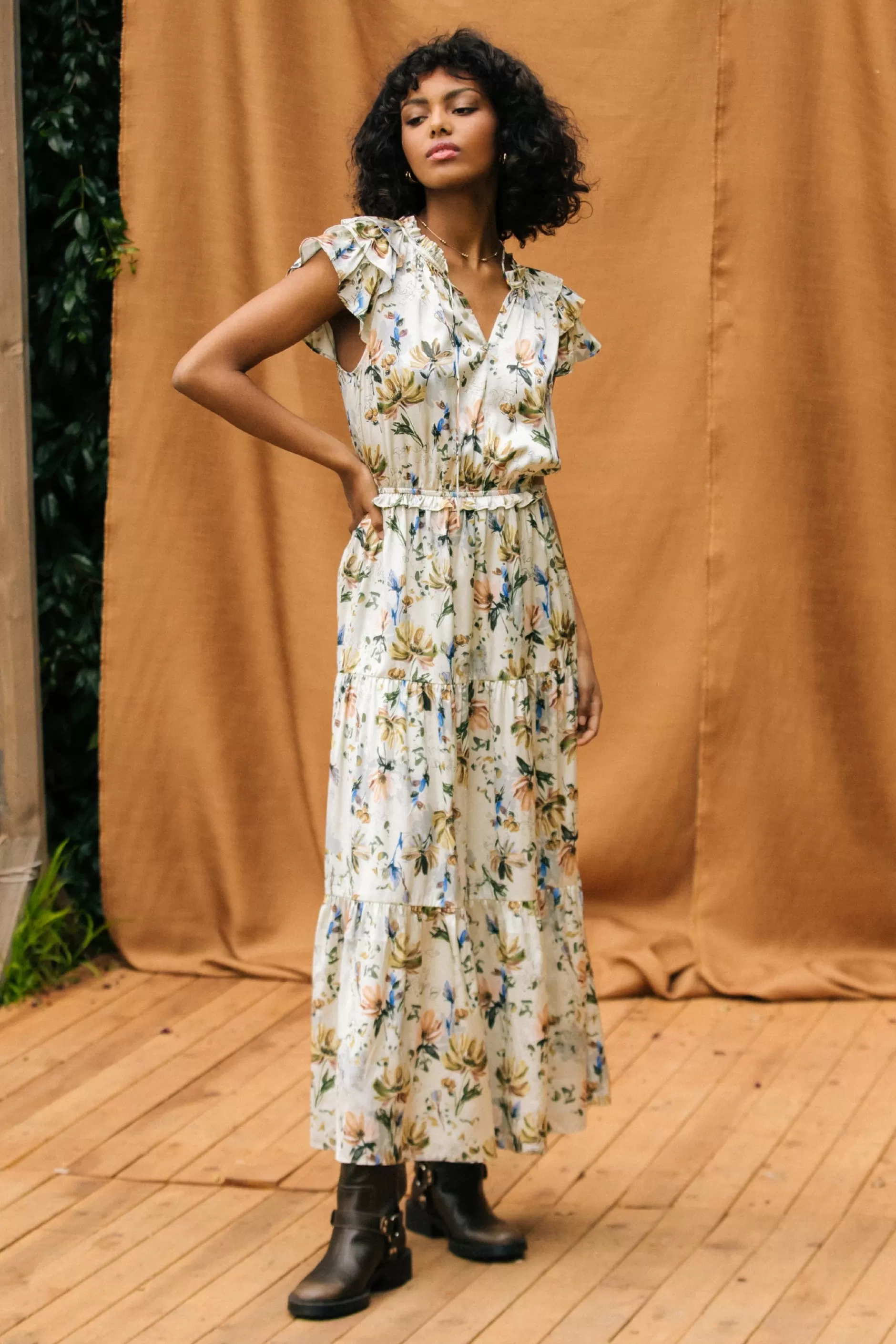 SKIES ARE BLUE Amani Floral Print Sleeveless Maxi Dress