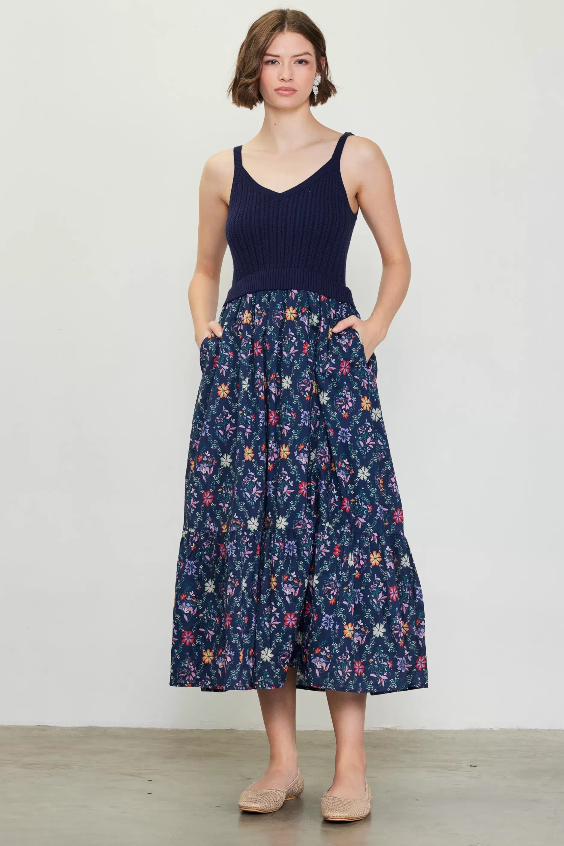 SKIES ARE BLUE Amelia Floral Print Midi Dress