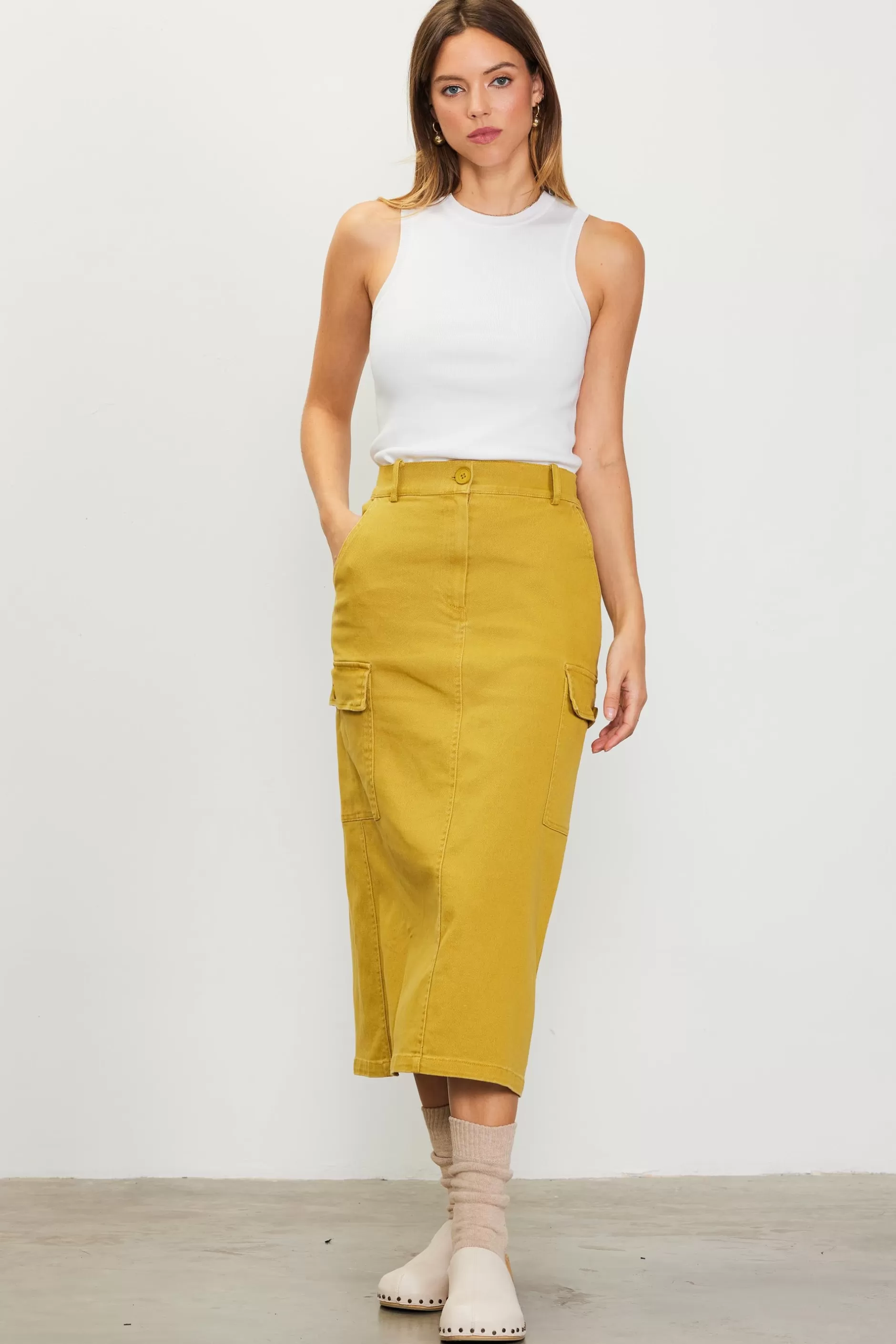 SKIES ARE BLUE Cotton Twill Cargo Skirt