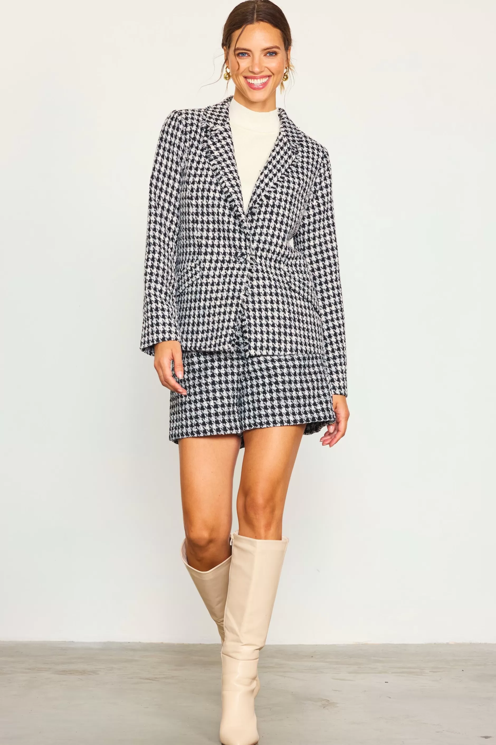 SKIES ARE BLUE Fringed Houndstooth Blazer