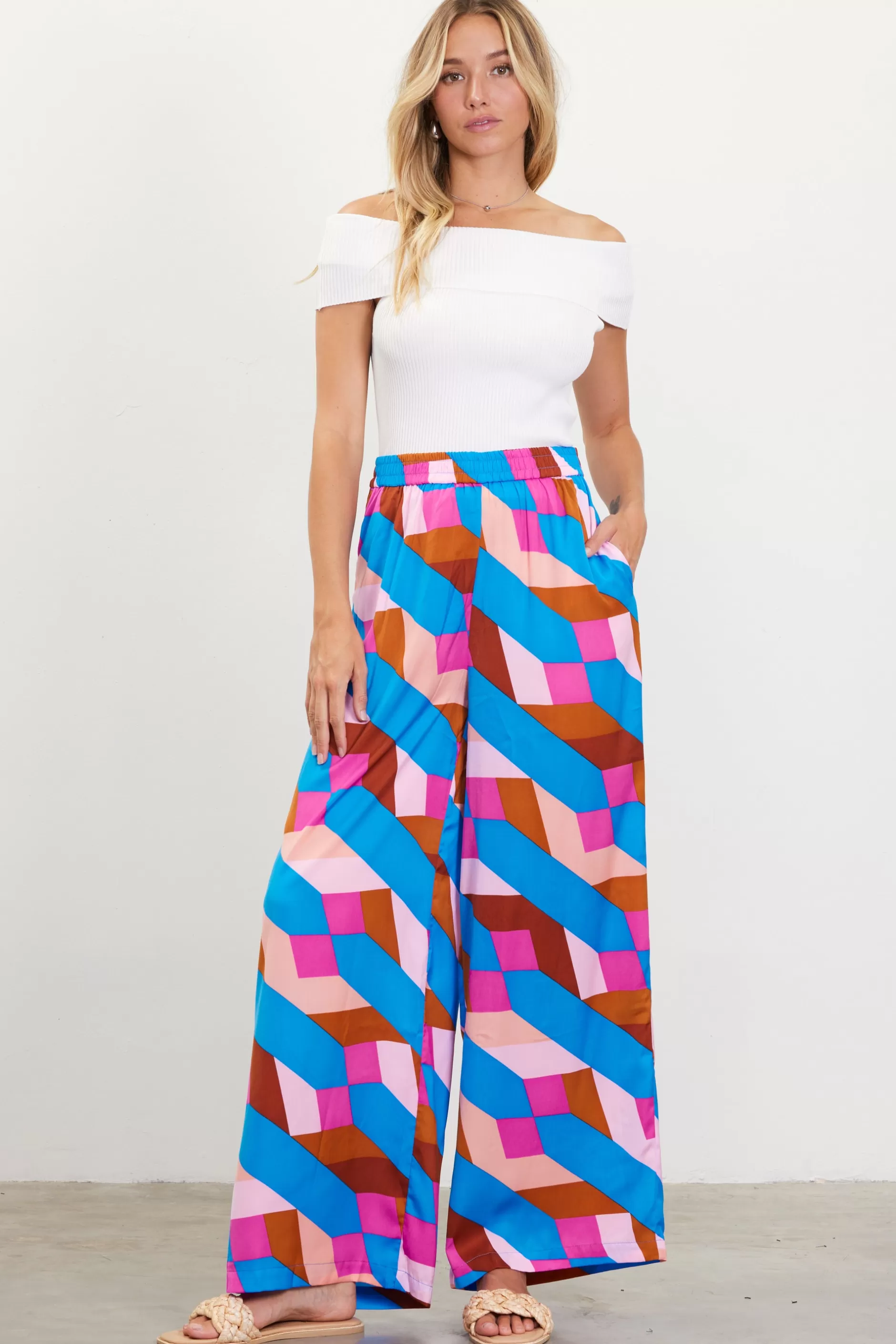 SKIES ARE BLUE Geometric Print Wide Leg Pants