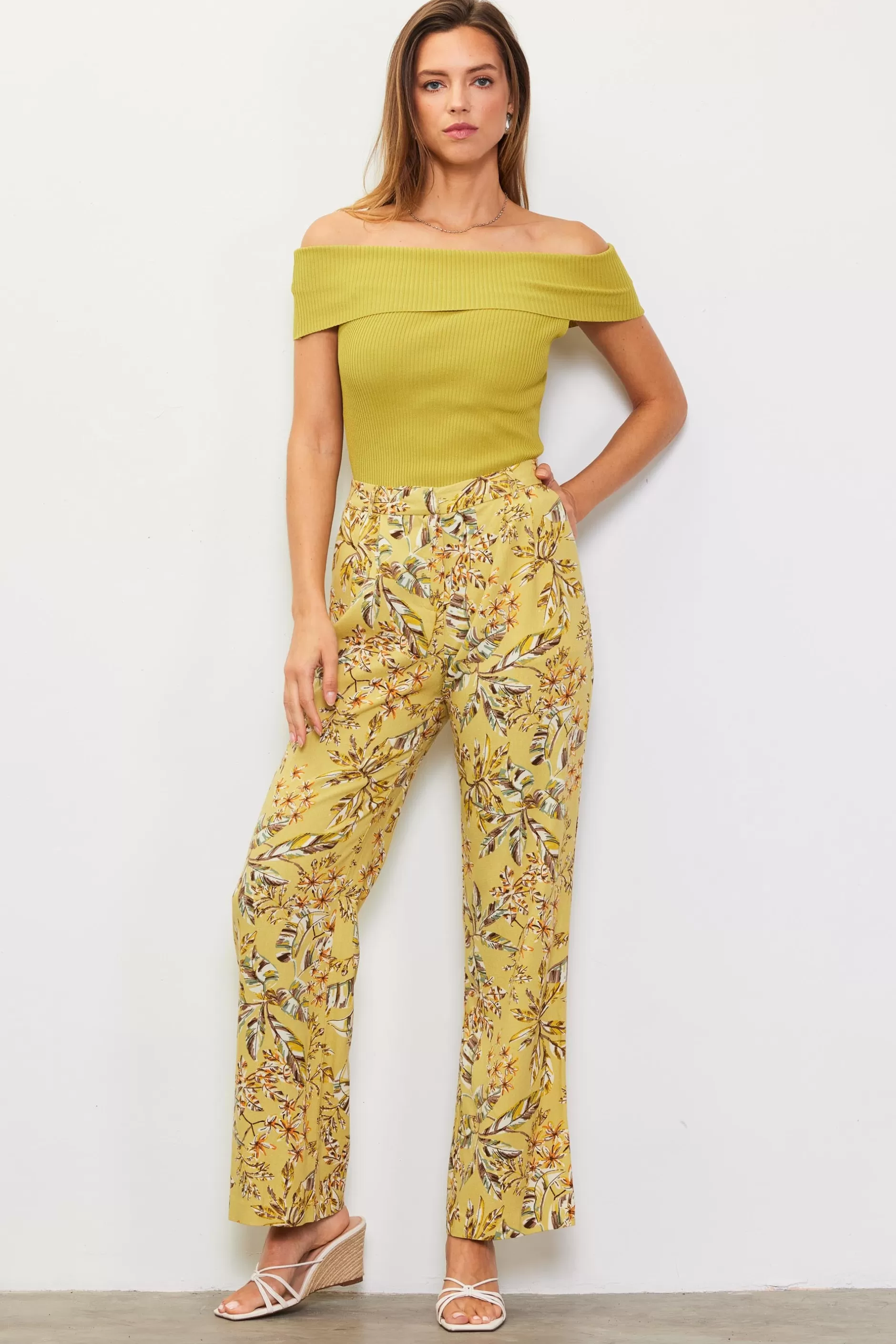 SKIES ARE BLUE Ilona Floral Print Linen Pants