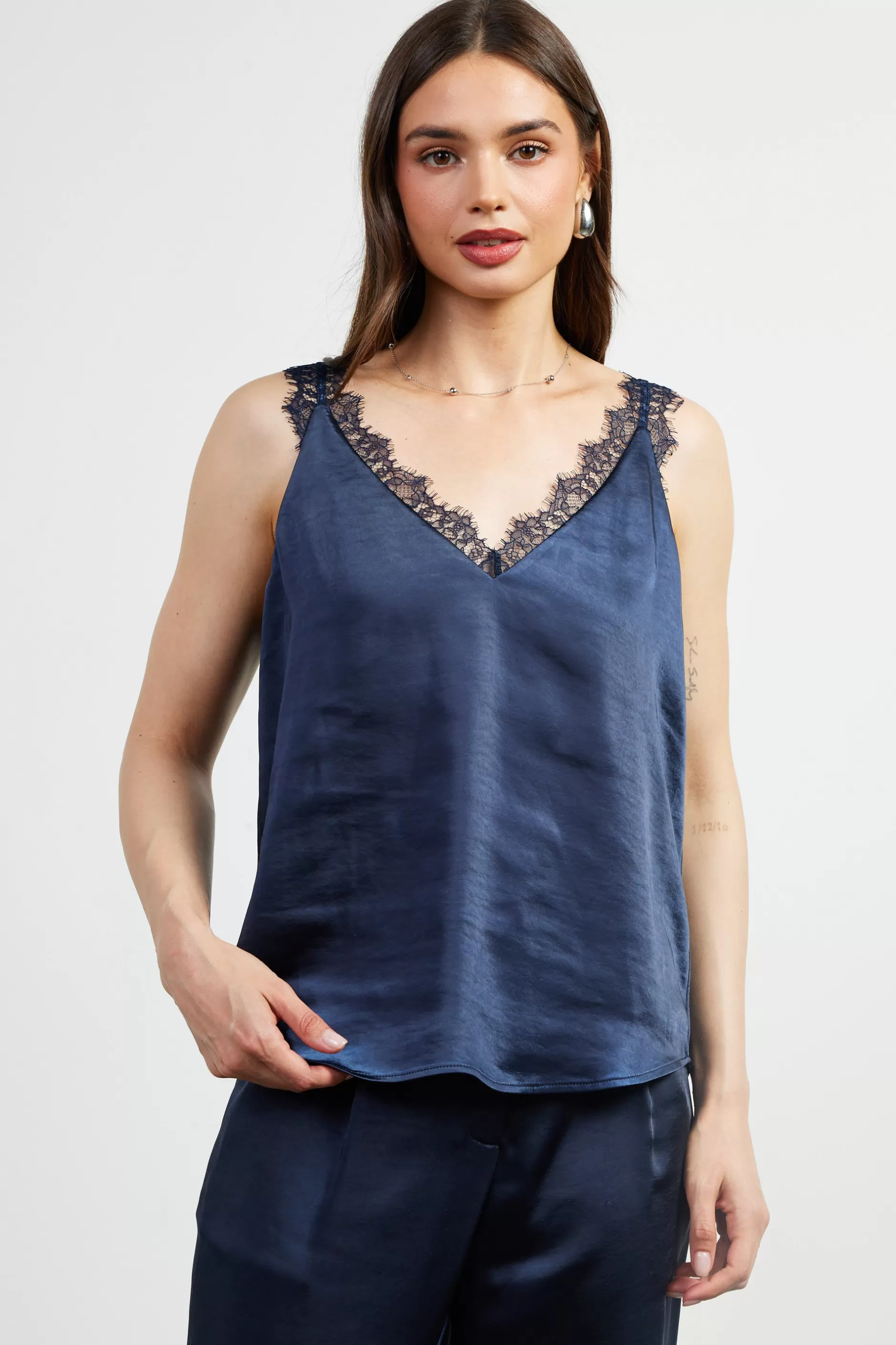 SKIES ARE BLUE Lace Trim Cami Top