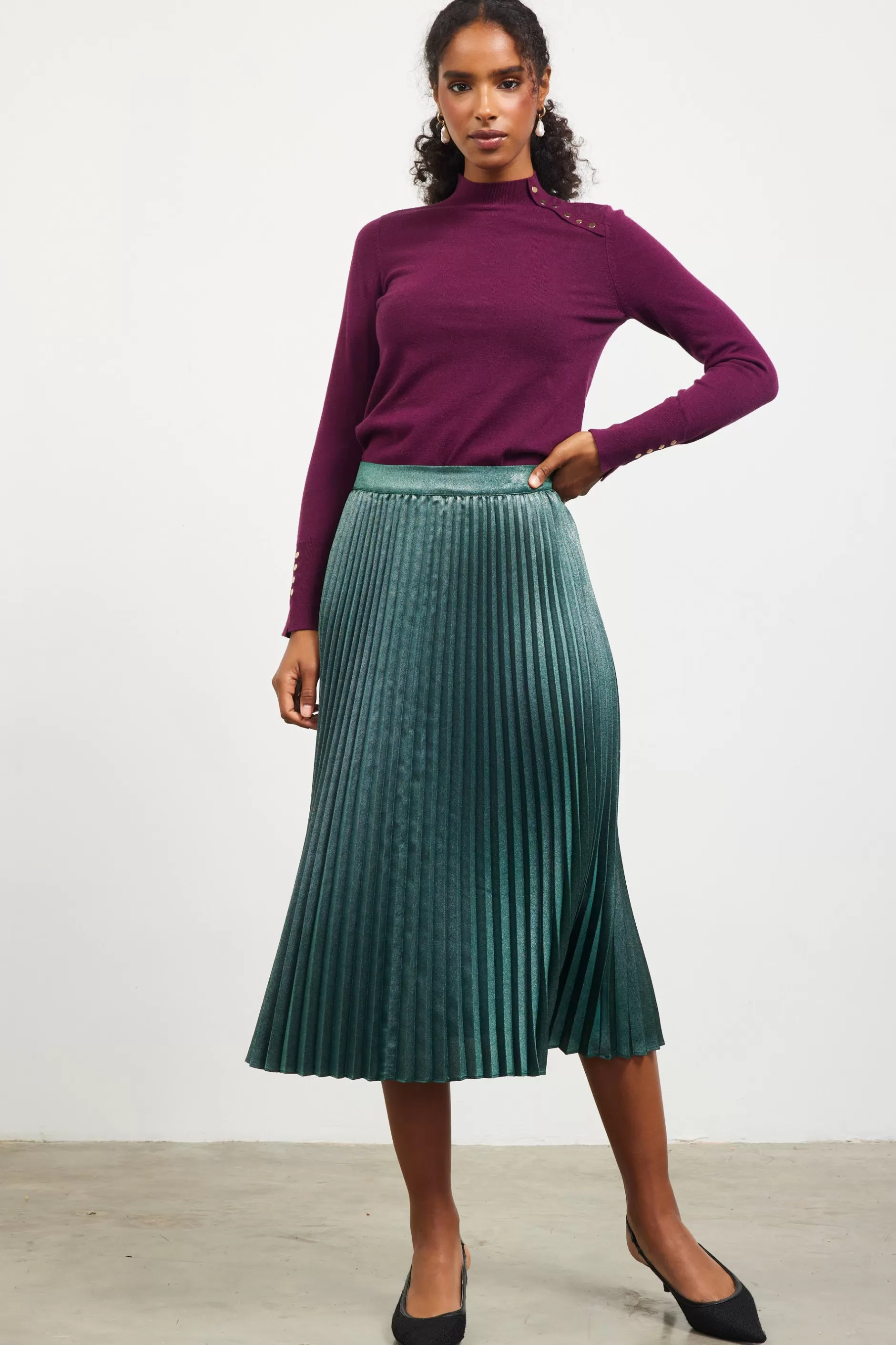 SKIES ARE BLUE Metallic Foil Pleated Midi Skirt