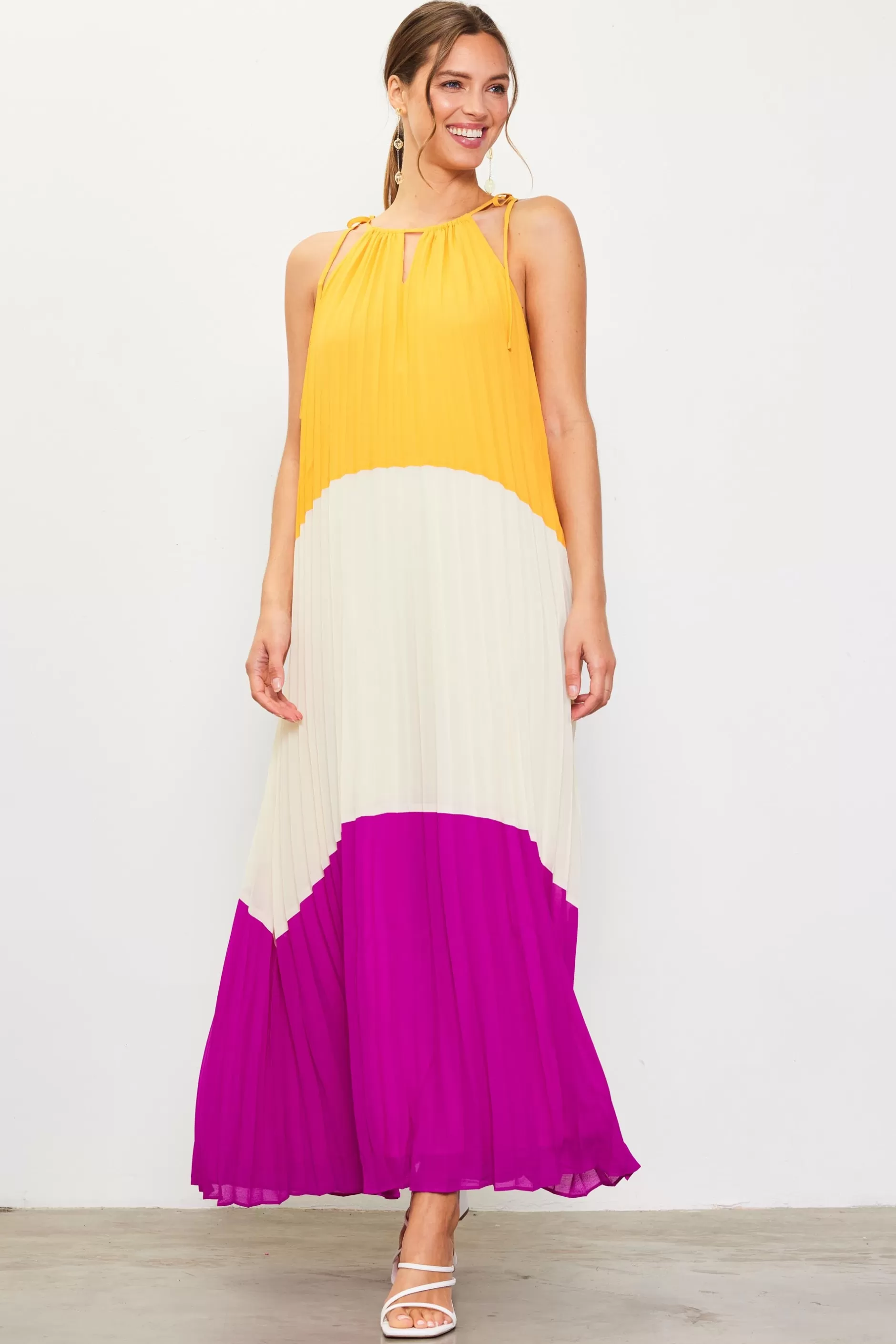 SKIES ARE BLUE Pleated Color Block Maxi Dress
