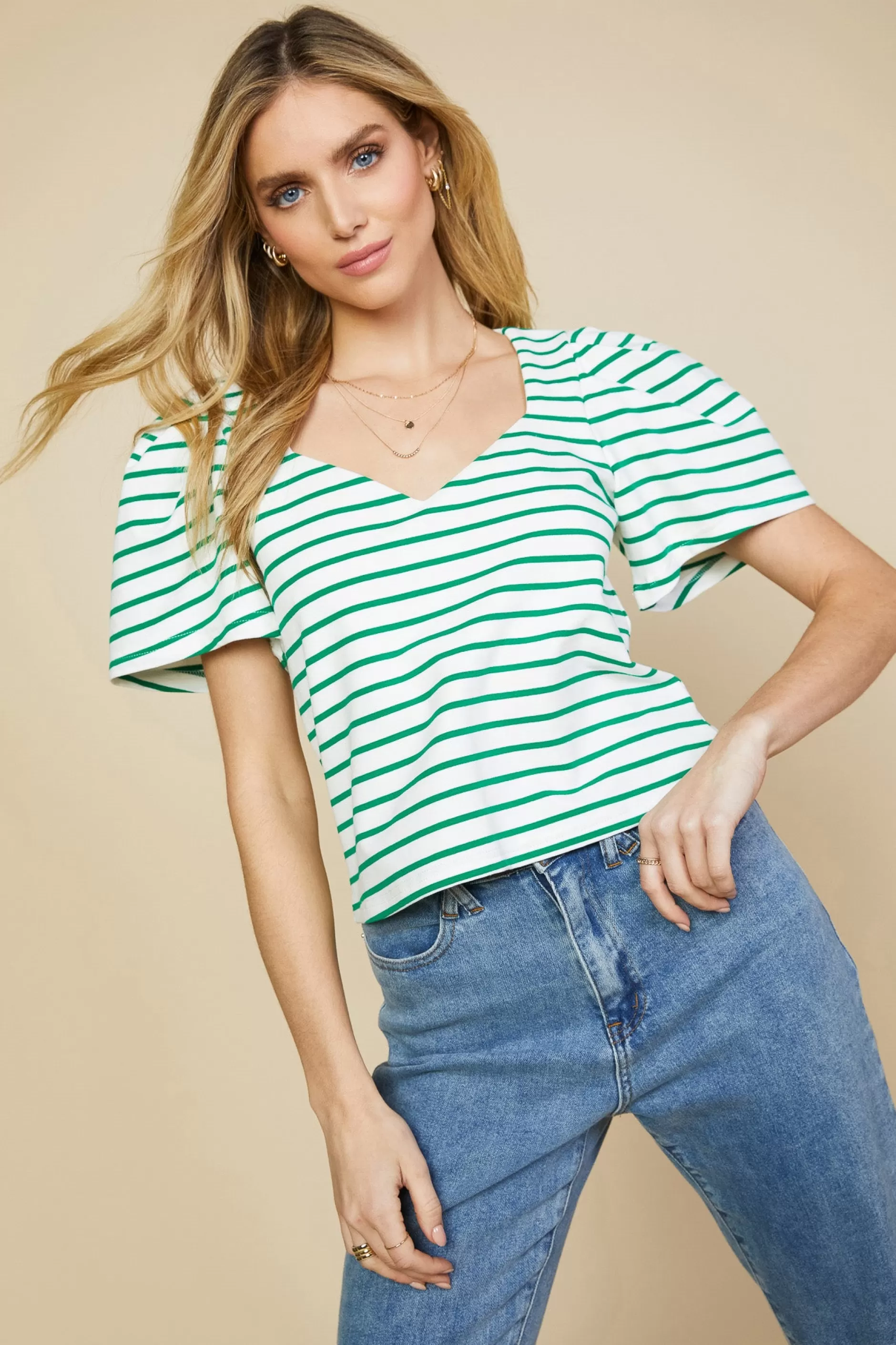 SKIES ARE BLUE Pleated Sleeve Knit Top