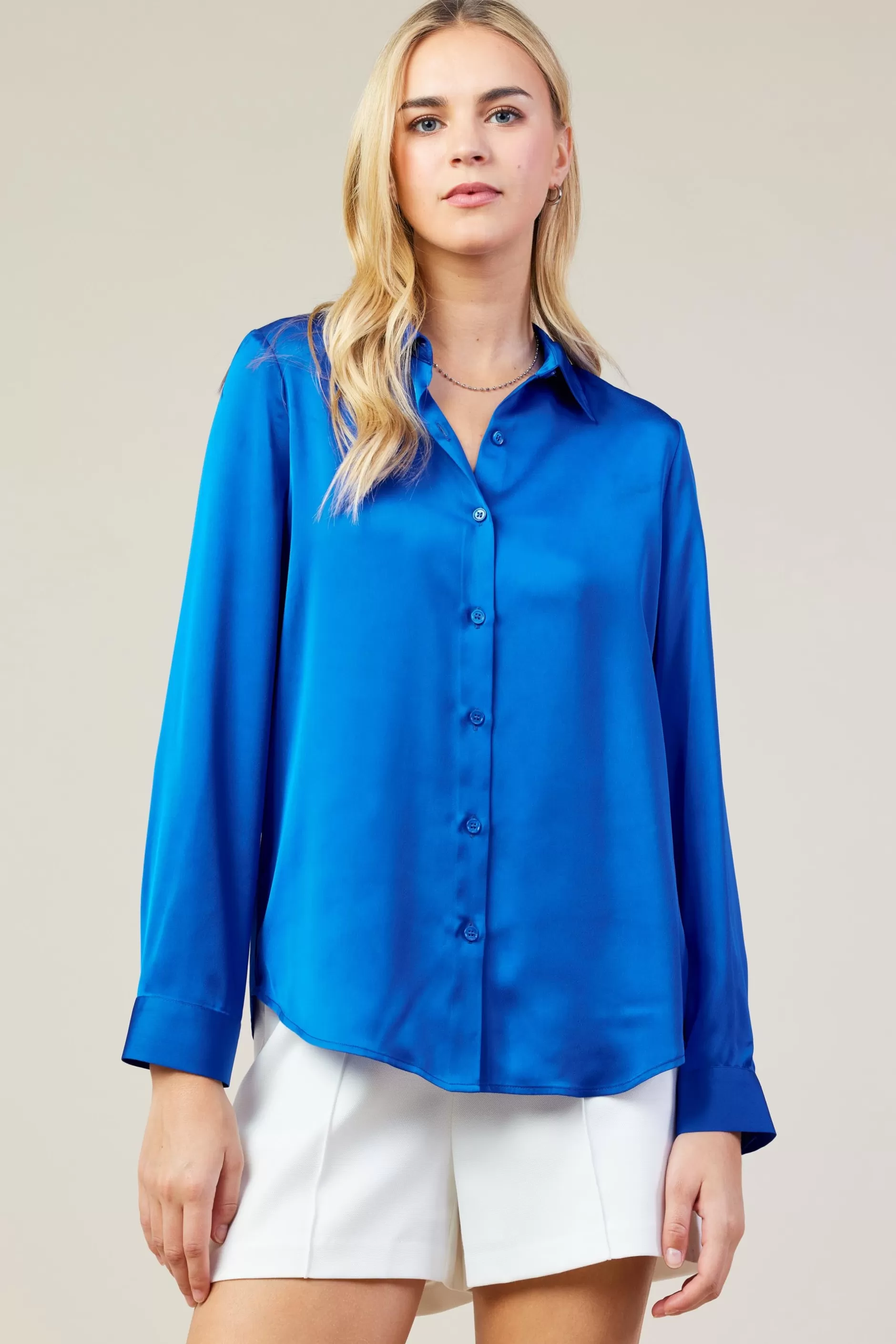 SKIES ARE BLUE Recycled Classic Button Down Top