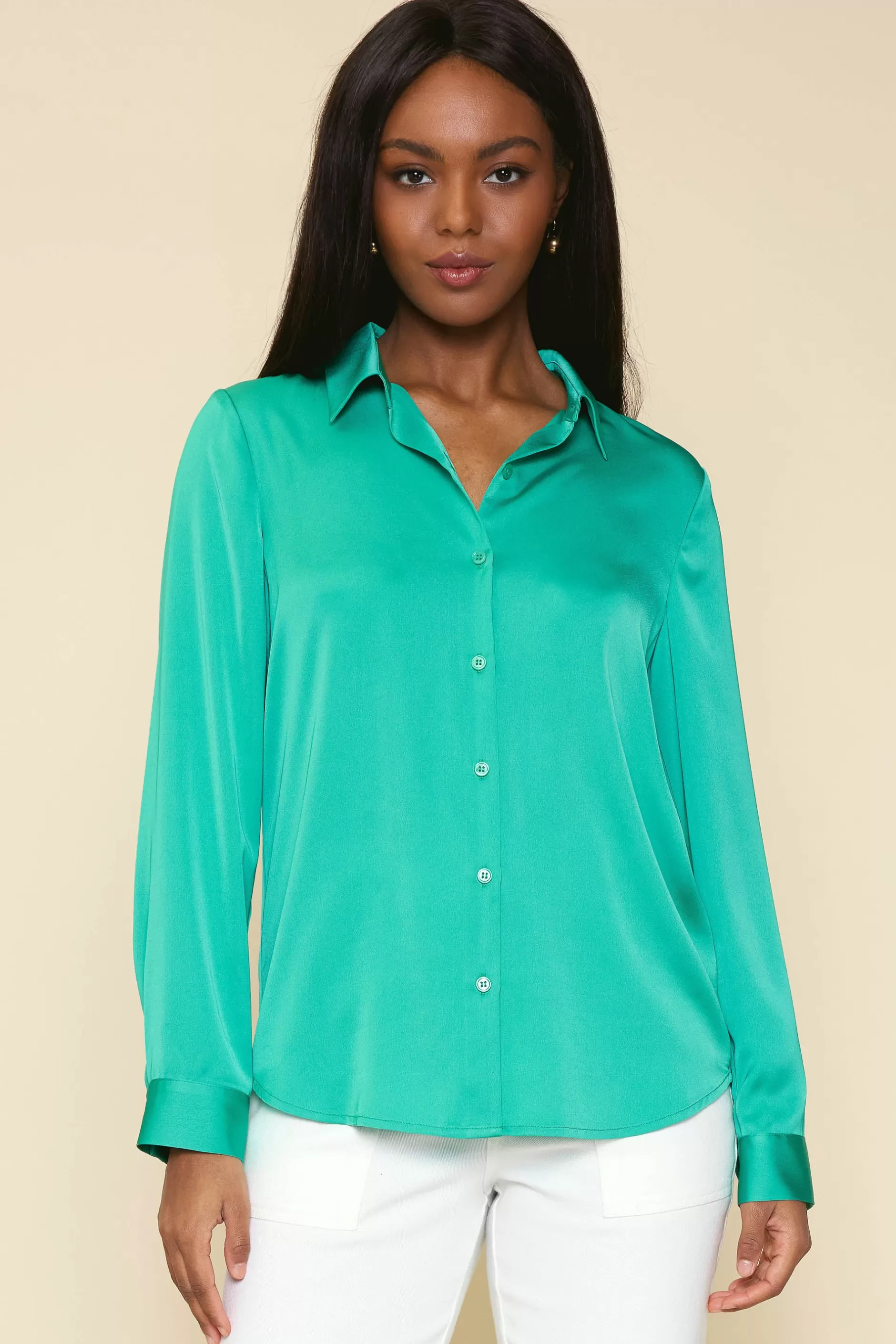 SKIES ARE BLUE Recycled Classic Button Down Top