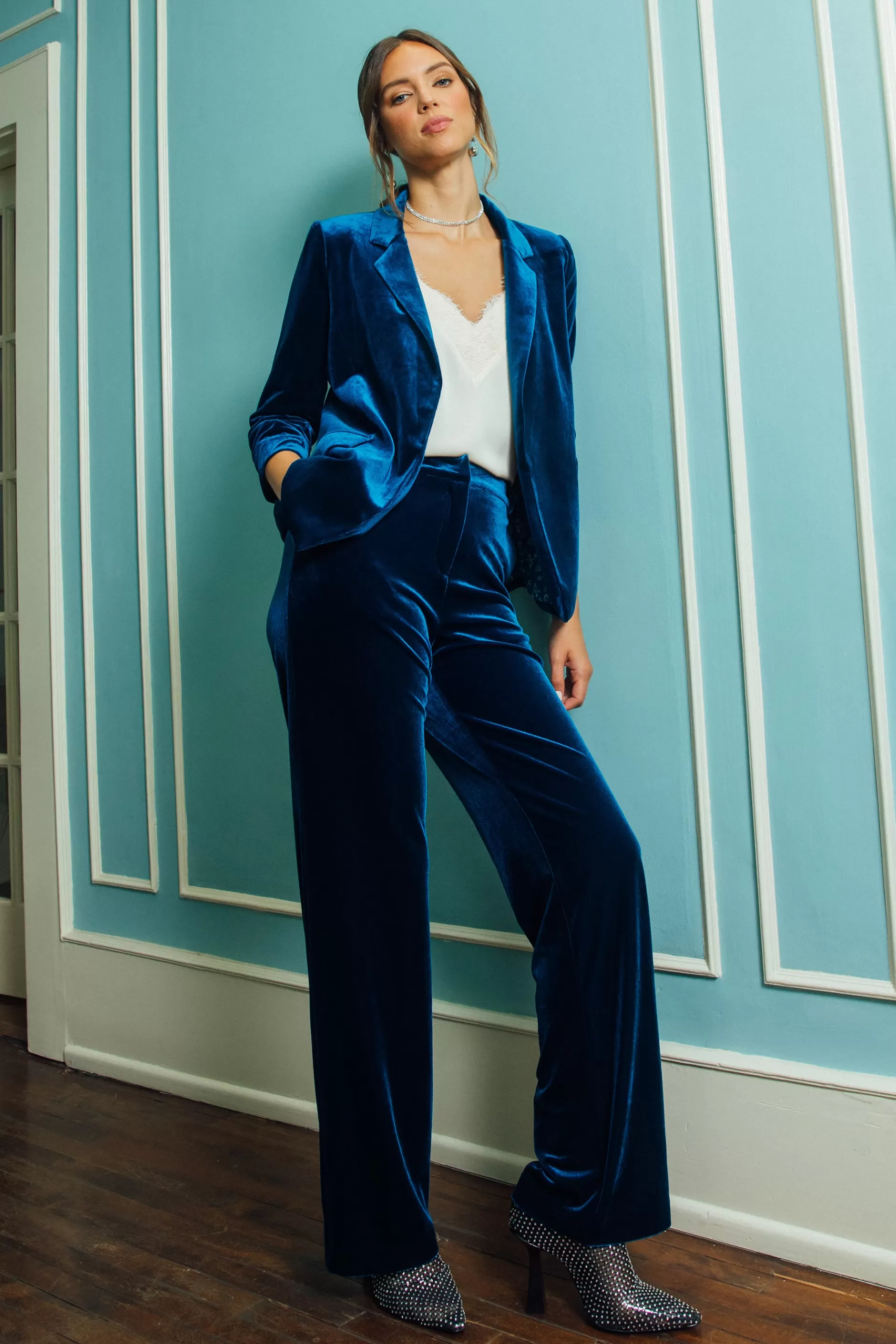 SKIES ARE BLUE Velvet Wide Leg Pants